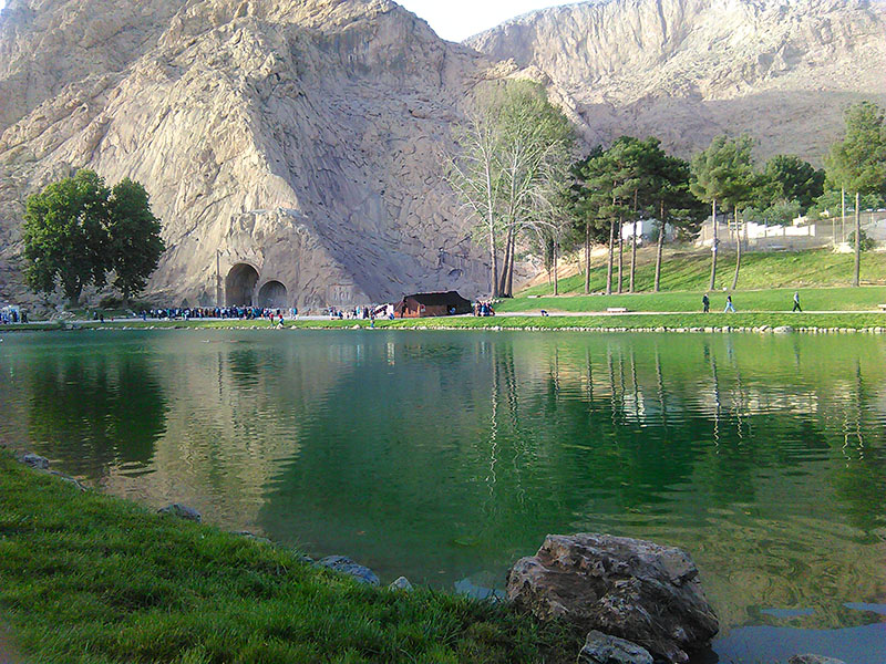 طاق بستان کرمانشاه